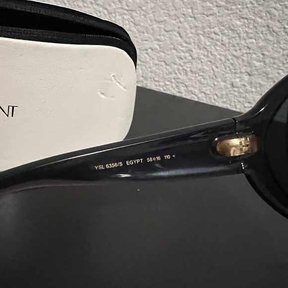 YSL Sunglasses - Picture 4 of 4